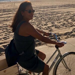 Meet your Posher, Raquel